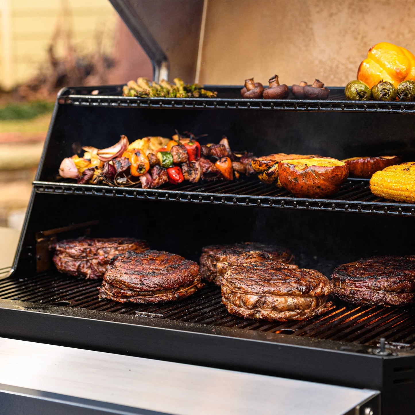 Masterbuilt Gravity 1050 Grill + Smoker